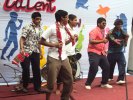 drama_king-_dancers_20101219_1265669545